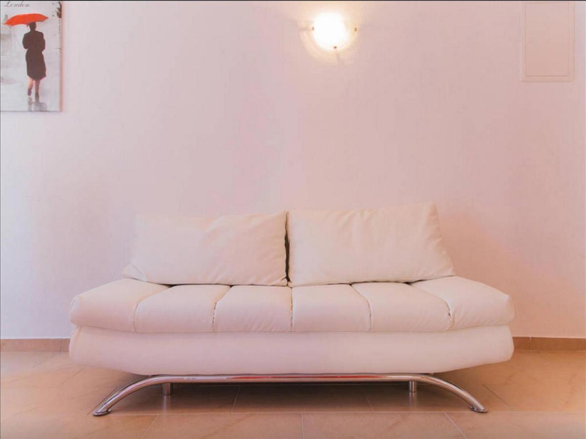 House Karlo Apartments オミシュ エクステリア 写真