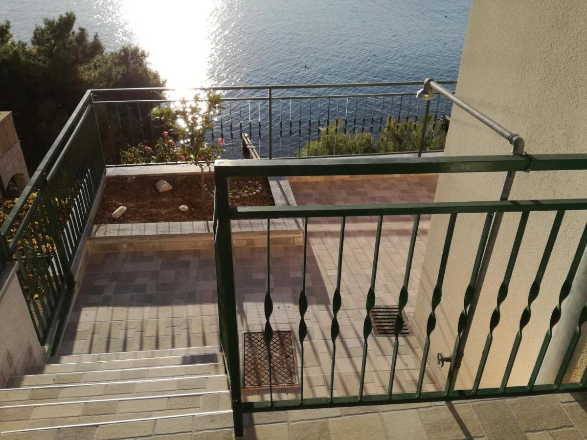 House Karlo Apartments オミシュ エクステリア 写真